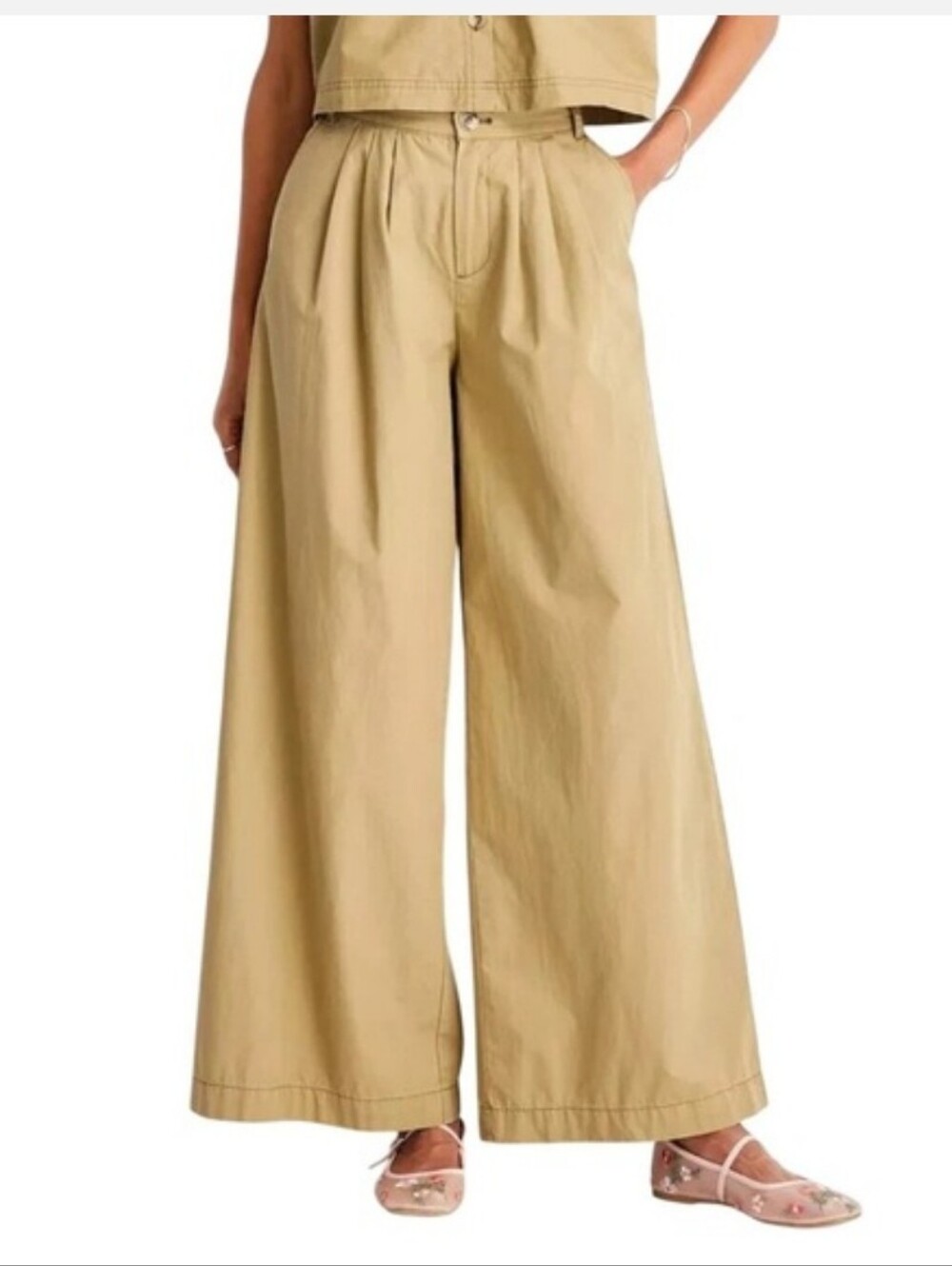 Future Collective Women's Beige High Rise Wide Leg Pleated Pants Size XL